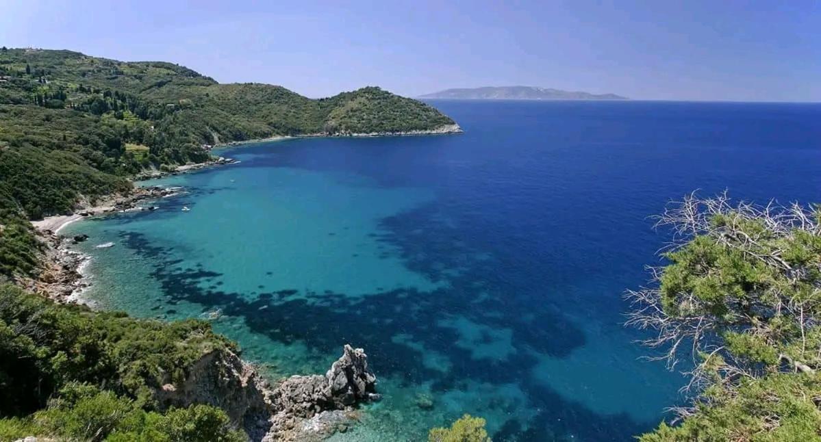 Appartamento Al Mare 포르투산투스테파노 외부 사진